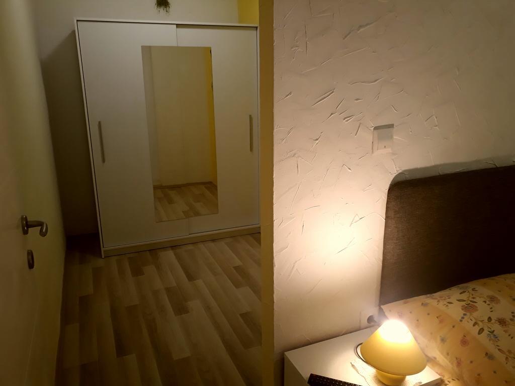 Pia Apartment ดูกีรัท ภายนอก รูปภาพ